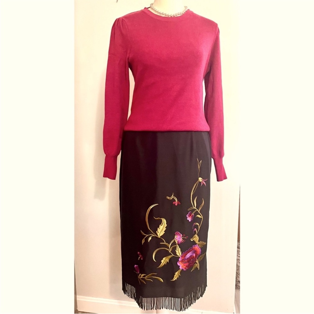 100% silk midi skirt black, beaded fringe hem, floral stitching-SZ 8 Petite